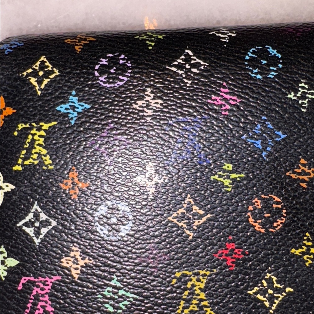 Louis Vuitton Black Multicolor Monogram Wallet
100% Authentic - Picture 6 of 7